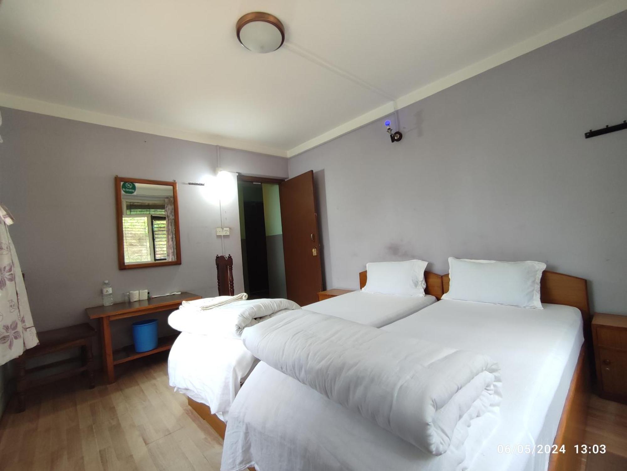 Hotel Mount Paradise Nagarkot Bagian luar foto