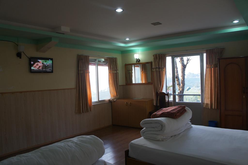 Hotel Mount Paradise Nagarkot Bagian luar foto