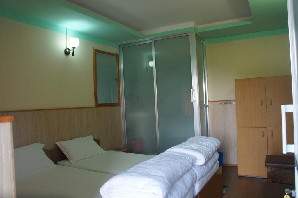 Hotel Mount Paradise Nagarkot Bagian luar foto