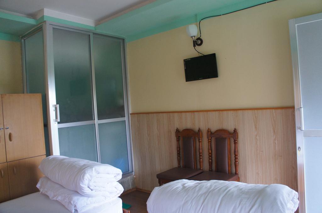 Hotel Mount Paradise Nagarkot Bagian luar foto