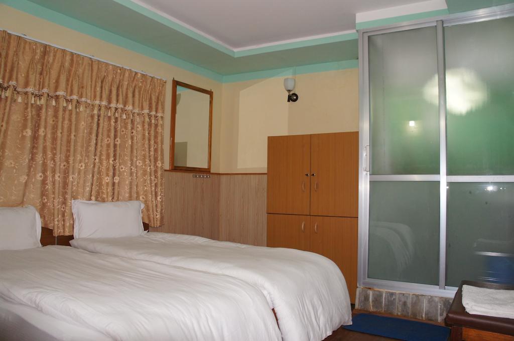 Hotel Mount Paradise Nagarkot Bagian luar foto
